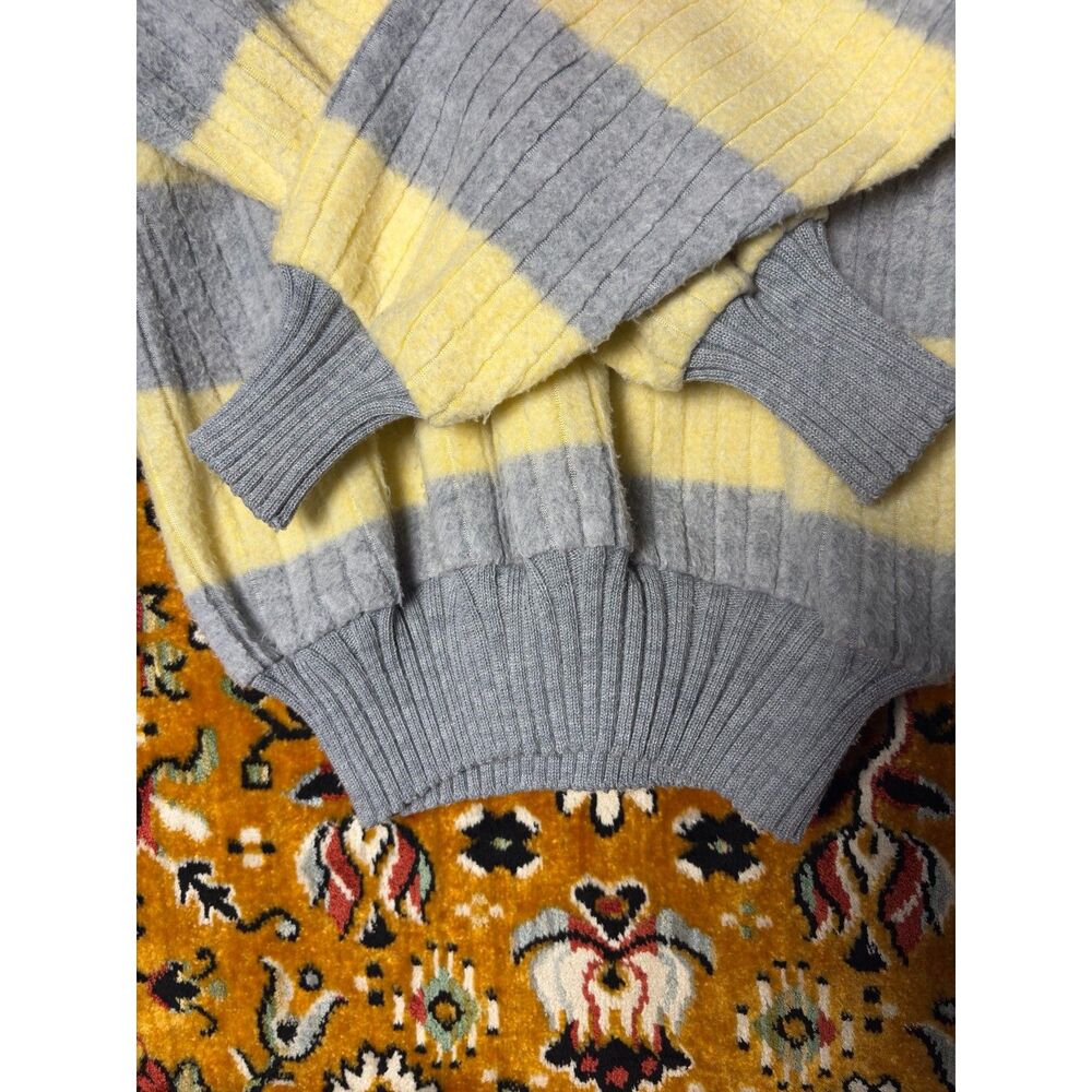 90s VTG Oversized Butter Yellow Striped Ribbed Crewneck Cotton Knit Sweater sz L - Picture 5 of 10
